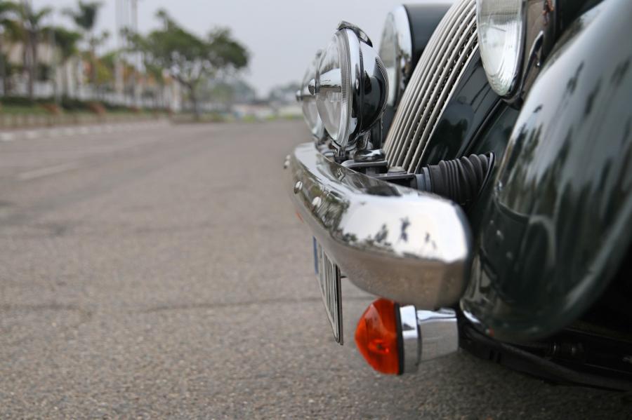 Детали экстерьера Morgan Roadster 2005 года  (фото 49 из 146)